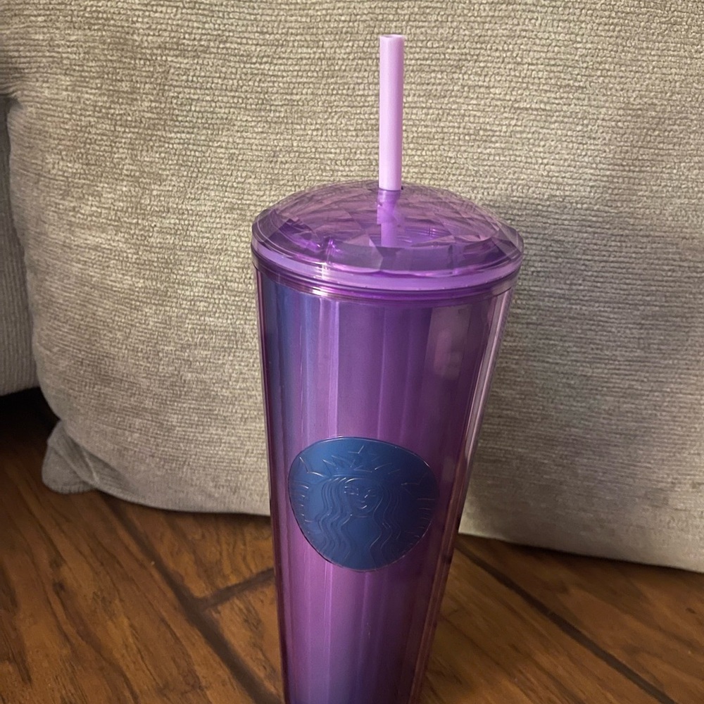 Starbucks Fall 2022 Iridescent Cup purple Dome Kaleidoscope tumbler 24oz venti
